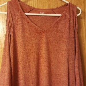 Ana cold shoulder top